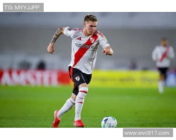 欧冠赛场上马斯坦托诺的精彩表现与战术分析揭秘 欧冠赛场上马斯坦托诺的精彩表现与战术分析揭秘