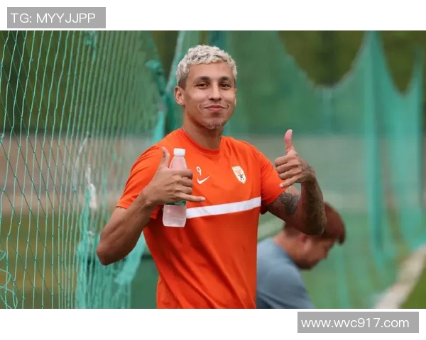 荷甲新赛季备战动态分析各队训练情况与转会策略探讨